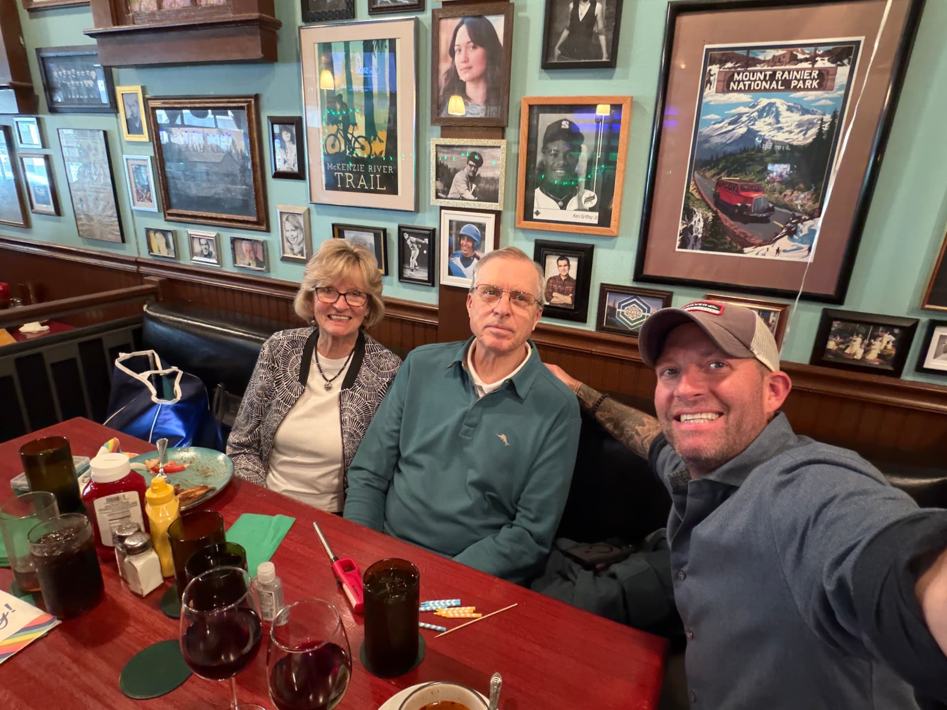Our family dining out, photo 17